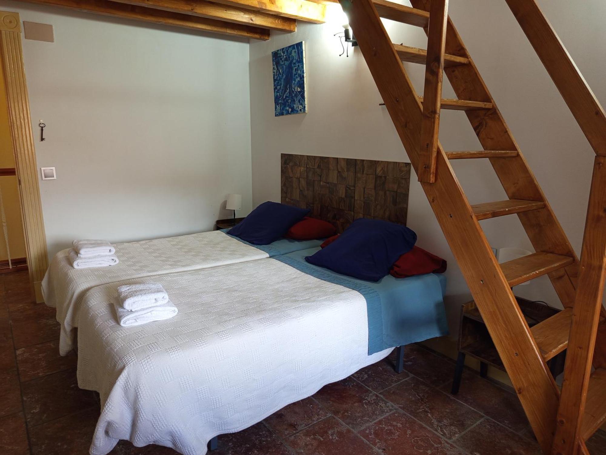 La Casa Malvarrosa Ampuero Exteriör bild